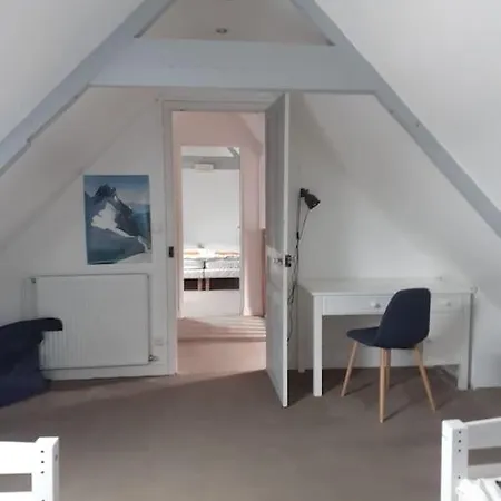 Centre Maison Pour 9 Personnes * Carantec